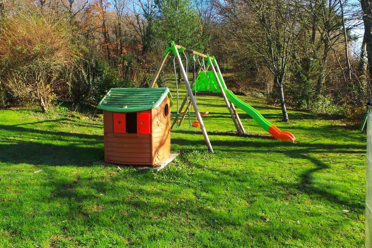 Вилла La Petite Fontaine Ecuras Экстерьер фото